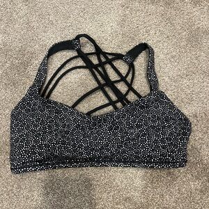 Lululemon Wild and Free Bra EUC